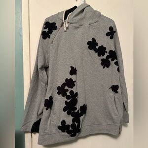 AMPERSAND AVE Tunic-Length Hoodie with Black Floral Pattern